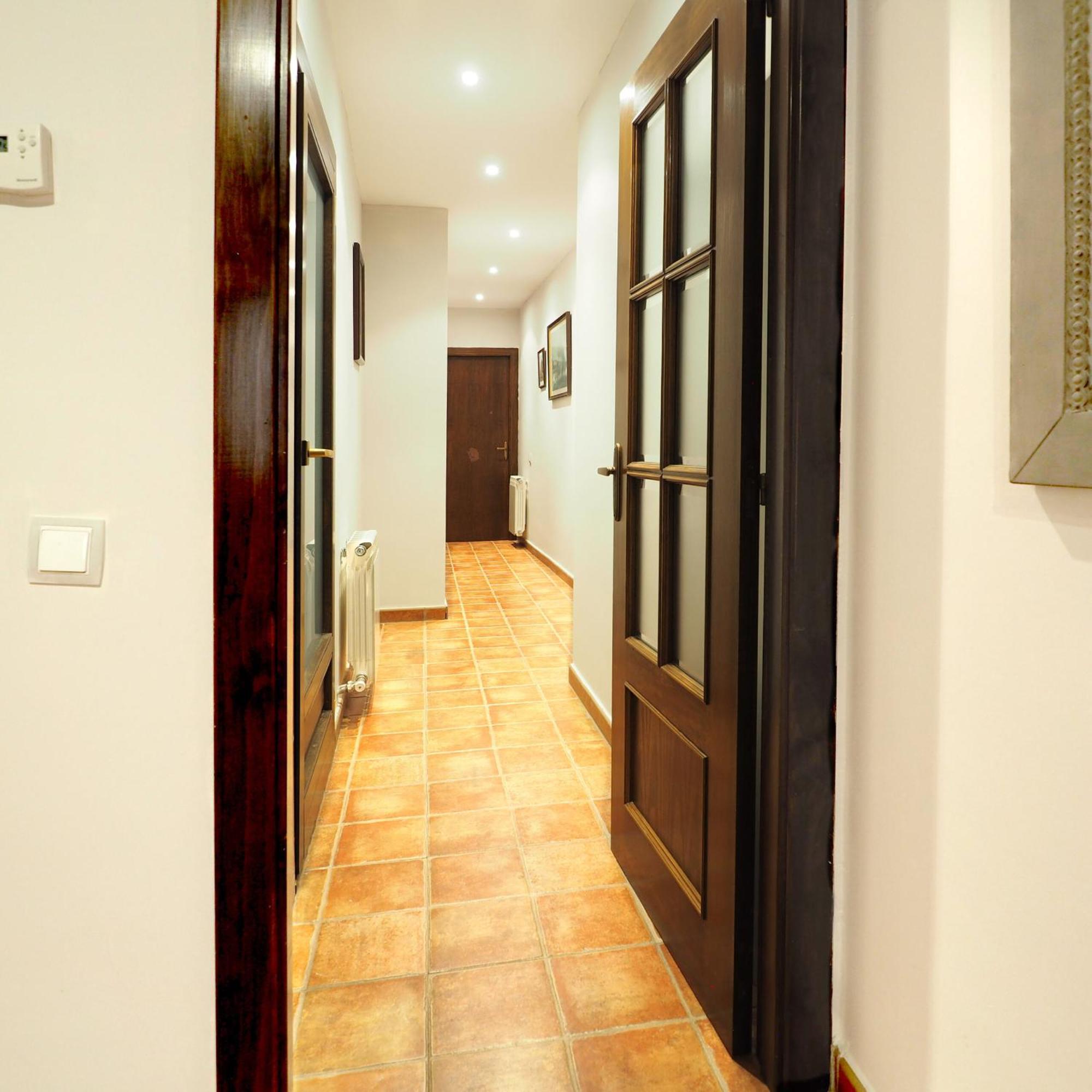 Apartamentos Angelus Plaza Mayor De Graus Exteriér fotografie