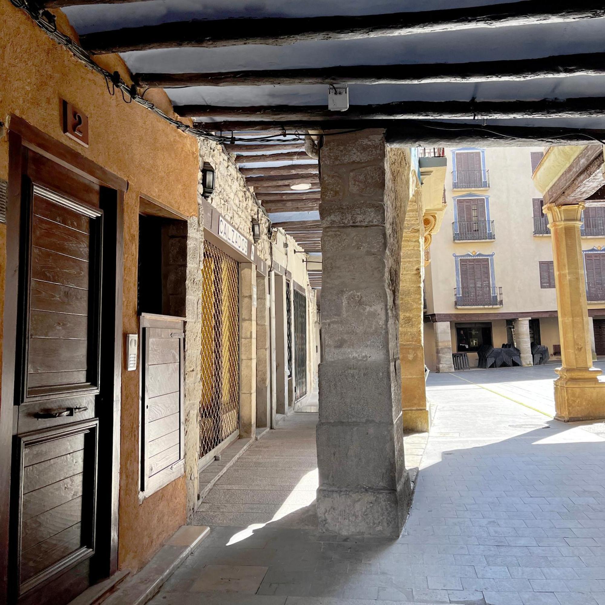 Apartamentos Angelus Plaza Mayor De Graus Exteriér fotografie