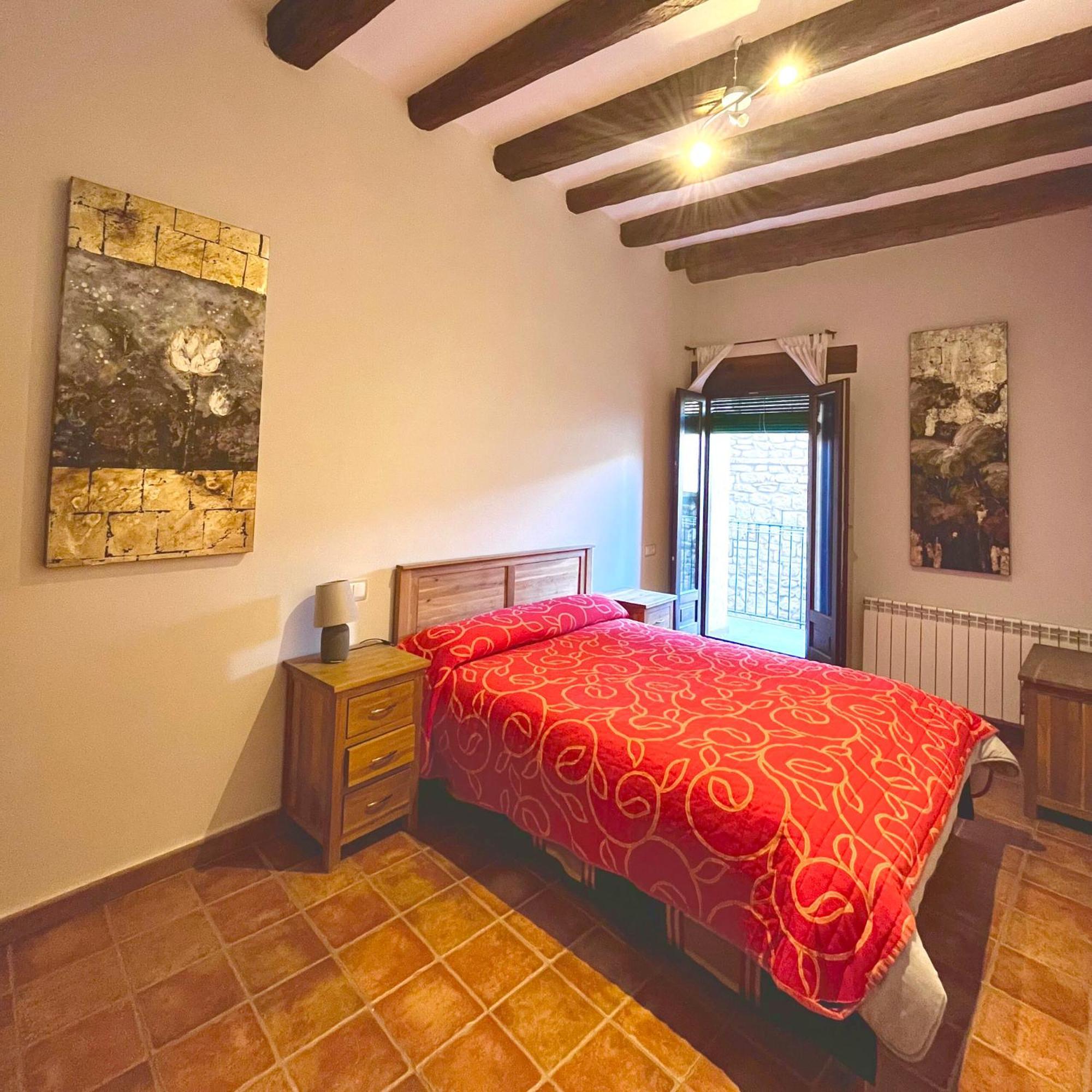 Apartamentos Angelus Plaza Mayor De Graus Exteriér fotografie