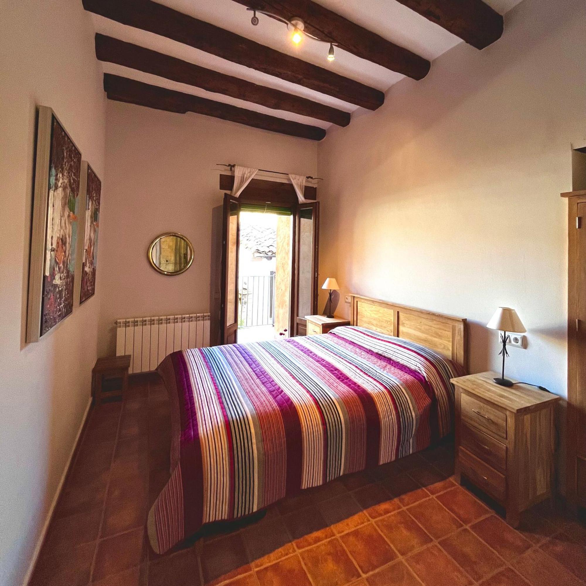 Apartamentos Angelus Plaza Mayor De Graus Exteriér fotografie