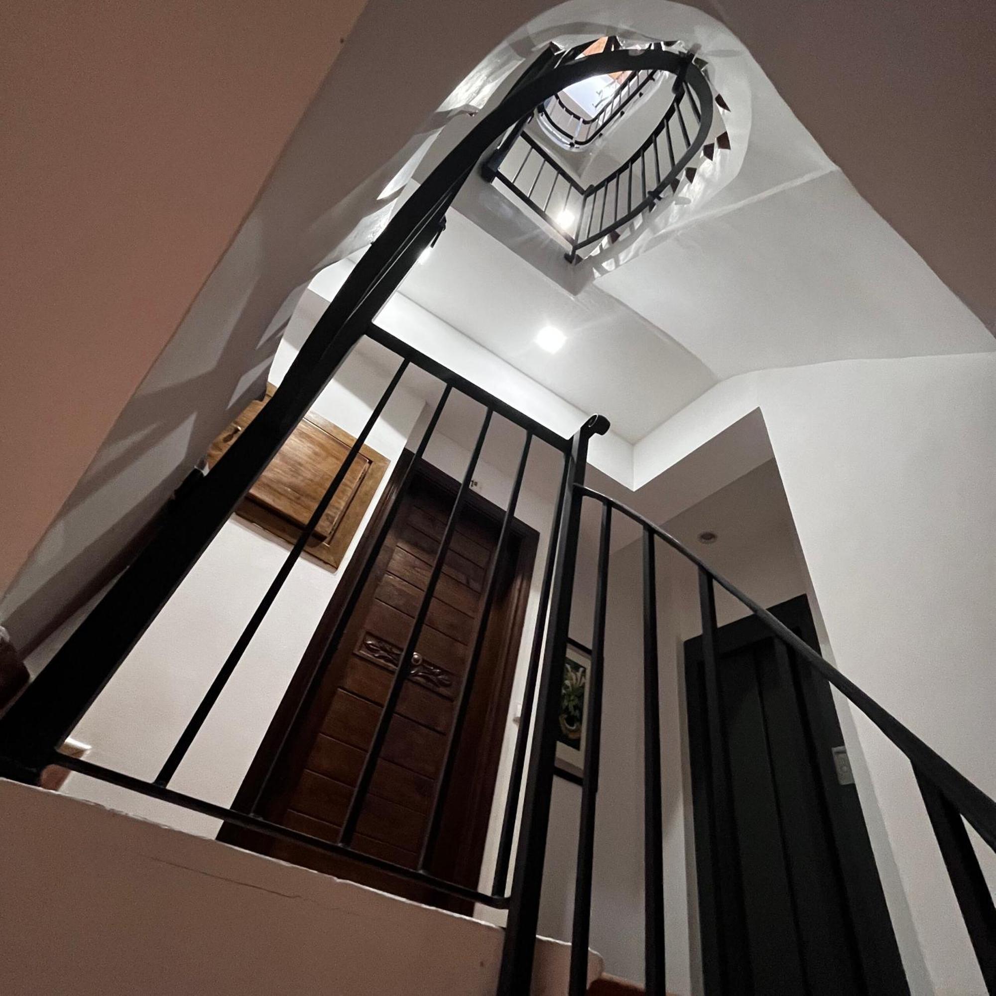 Apartamentos Angelus Plaza Mayor De Graus Exteriér fotografie